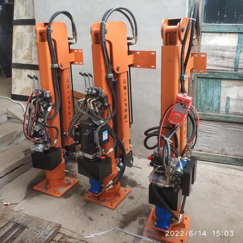 东昌区重汽蓝牌随车吊 3.2吨 国六动力强 液压驱动 农用自卸起重机